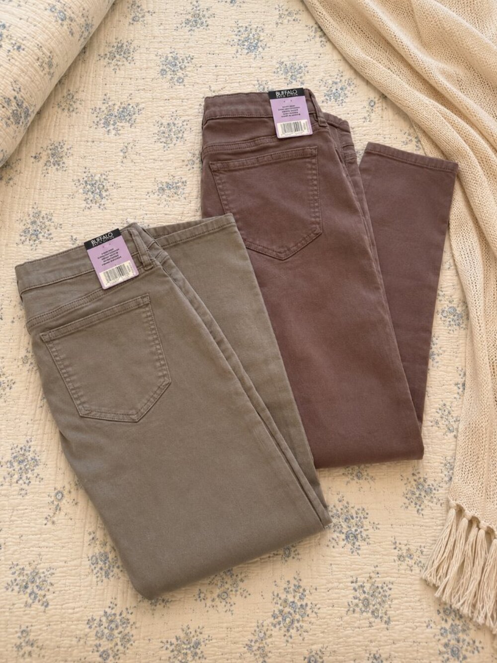 TWO PAIRS BUFFALO JEANS PANTS WOMEN  SIZE 4  TAUPE & LIGHT GREEN